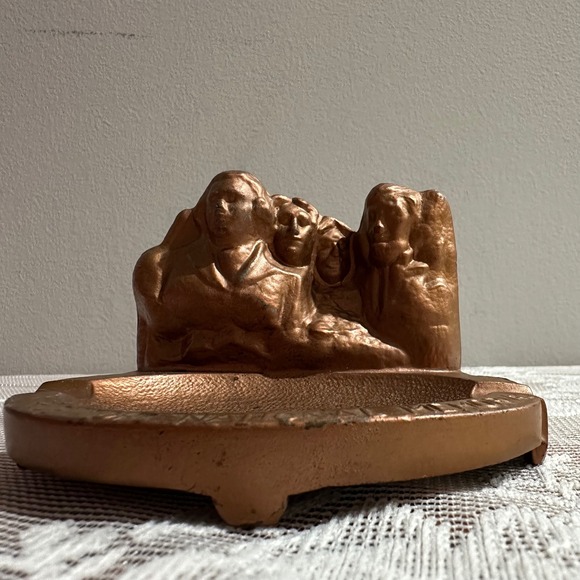 Other - Mount Rushmore National Memorial Ashtray Shrine of Democracy Bronze Collectible